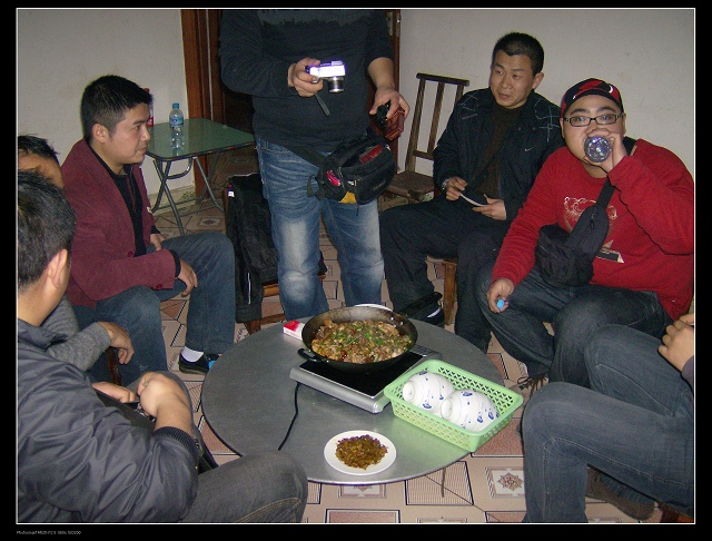 正月里来时初三，骑着摩托奔罗甸插图62