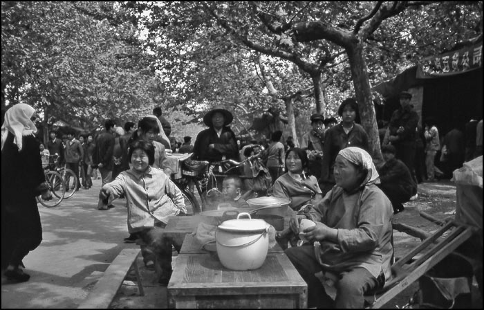 走在80年代的大街上插图57