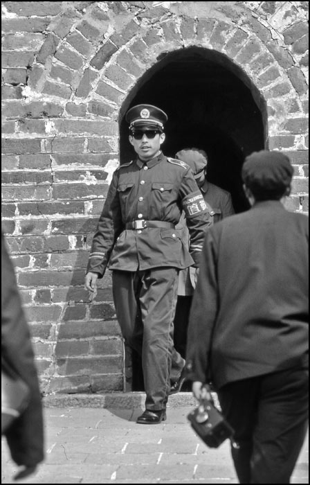 走在80年代的大街上插图35