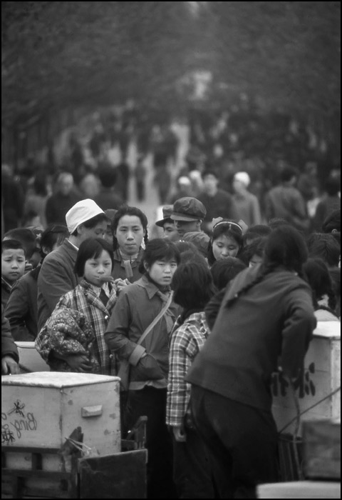 走在80年代的大街上插图64