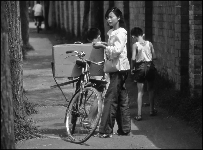 走在80年代的大街上插图53