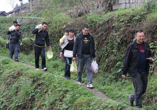 格林保丰村，一位面临失学的孩子期待你的帮助插图23