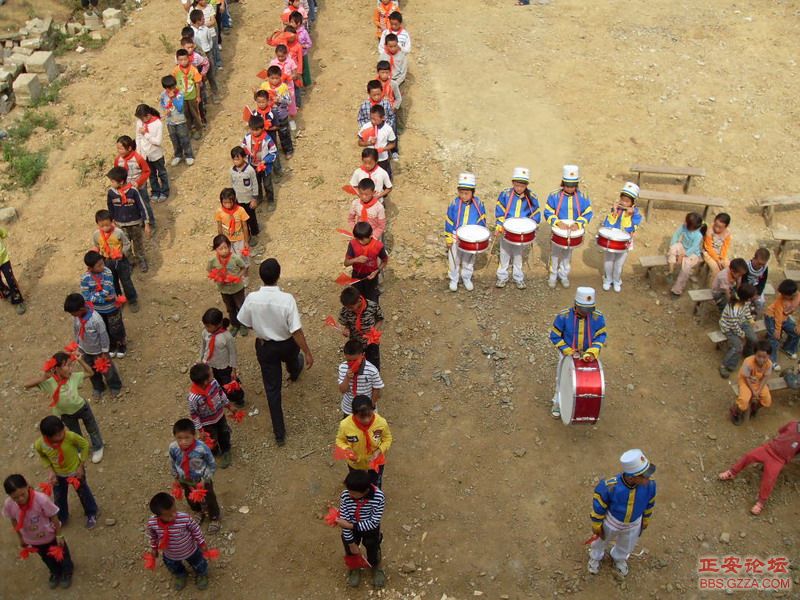 09.9.5乐俭乡天鹅池明家小学竣工典礼 049_缩小大小.jpg