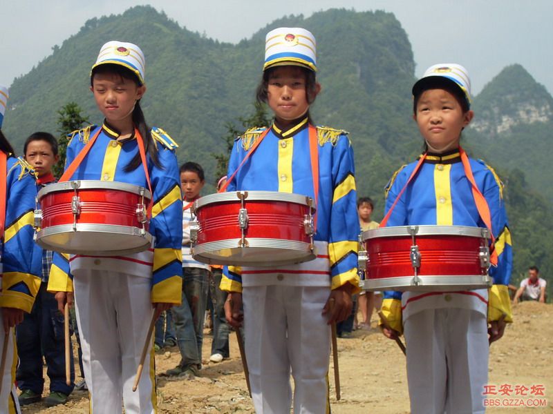 09.9.5乐俭乡天鹅池明家小学竣工典礼 062_缩小大小.jpg