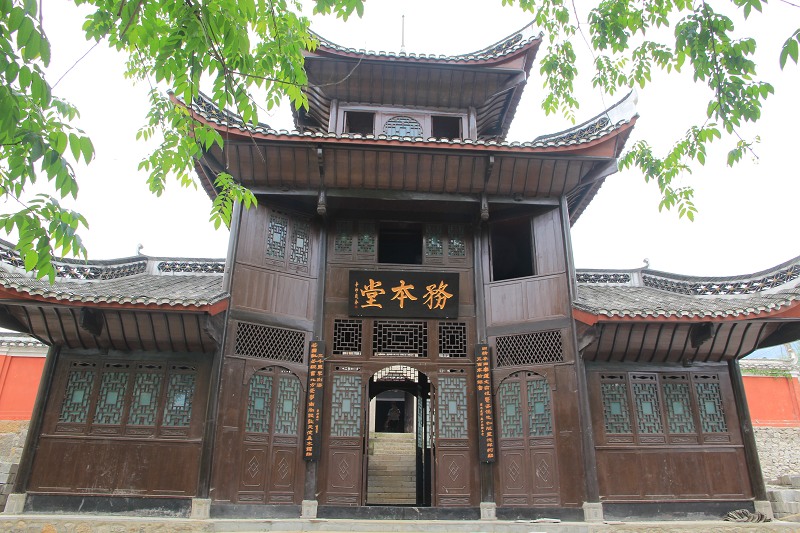 尹珍务本堂剪影插图40