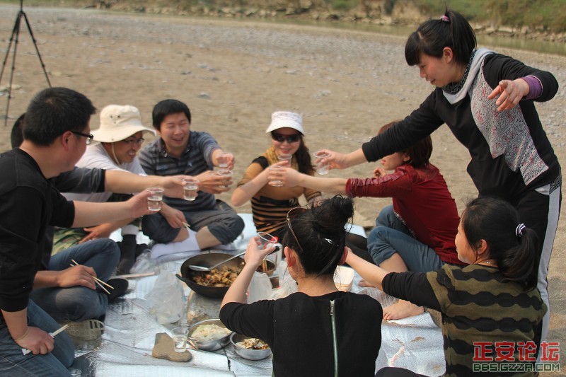 聚餐.jpg