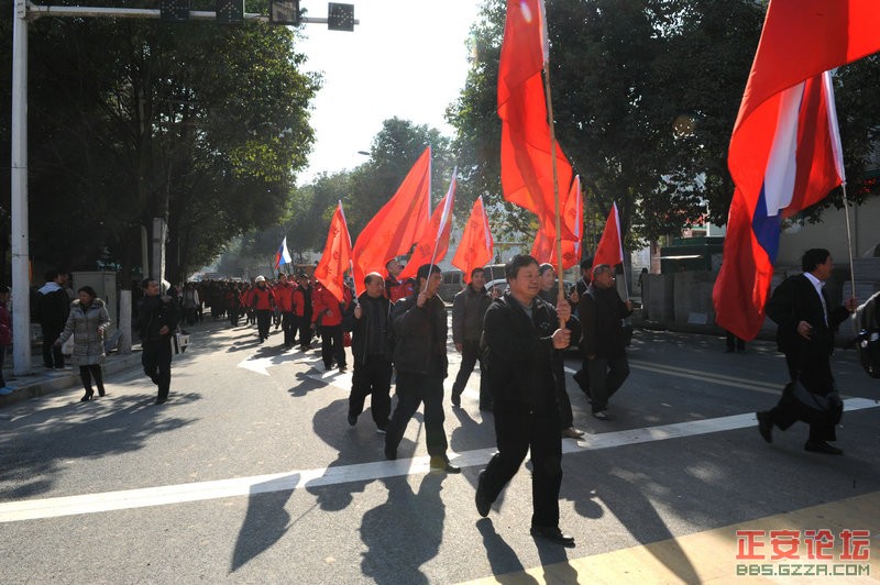 清溪河隆冬搏水 冬泳人引领时尚——正安县庆祝“全国第十七个冬泳日”畅游活动插图13