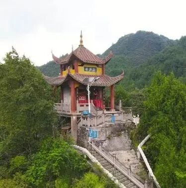 正安石笋峰插图1 图片