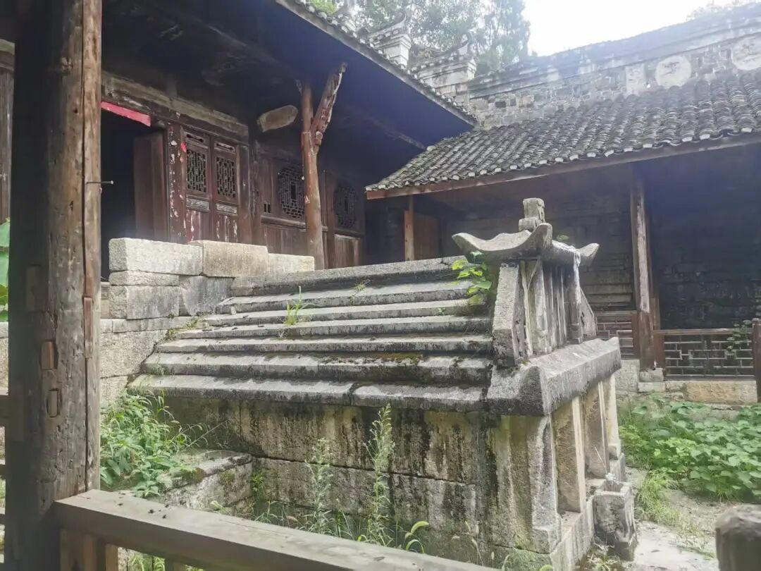 中观陈家祠堂“人穴同宅”奇观插图5 图片